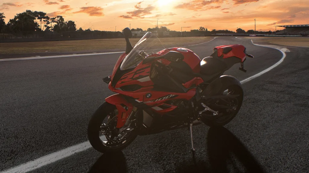 bmw-s1000rr-2024-throttlecraze.com-4