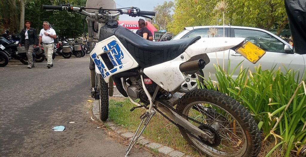 AJP_Galp_50R_Throttle_Craze.com