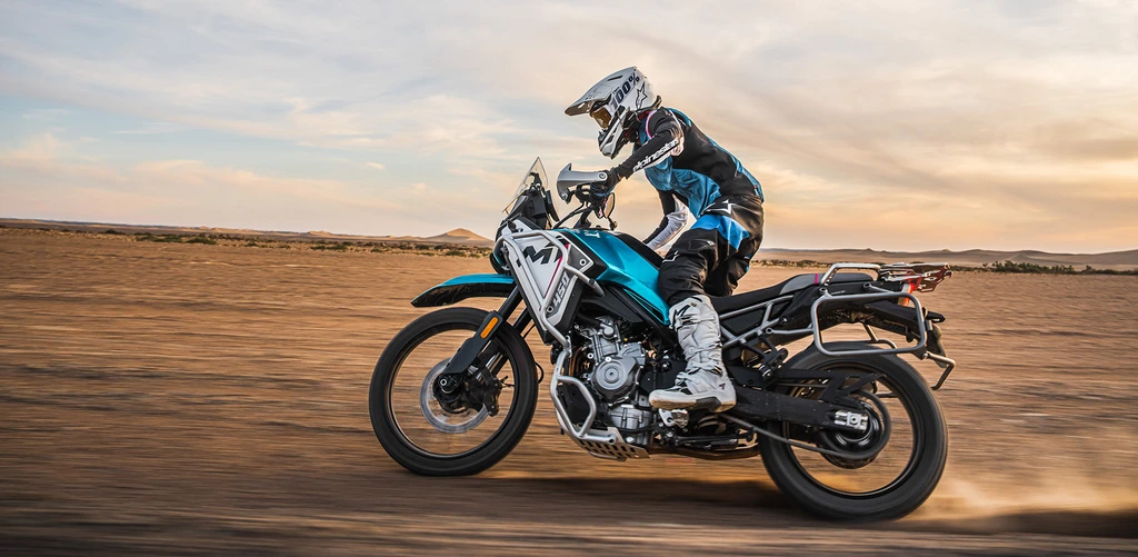 CFMoto_450MT_2025_2_throttlecraze