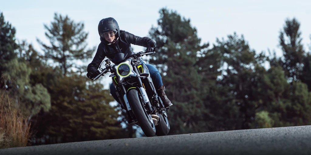 CFMoto_700CL-X_Sport_1_throttlecraze.com