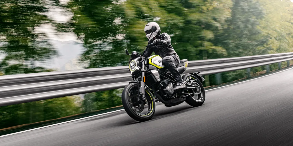 CFmoto_250CLX_20222_2025_1_throttlecraze.com