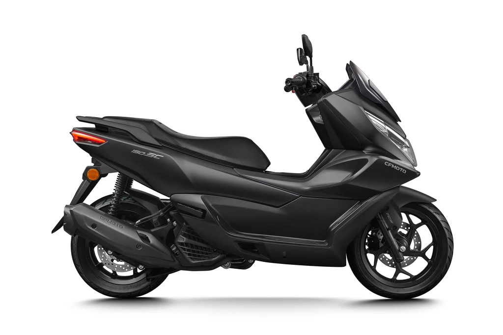 cfmoto-150sc-2025-throttlecraze.com-2_throttlecraze.com