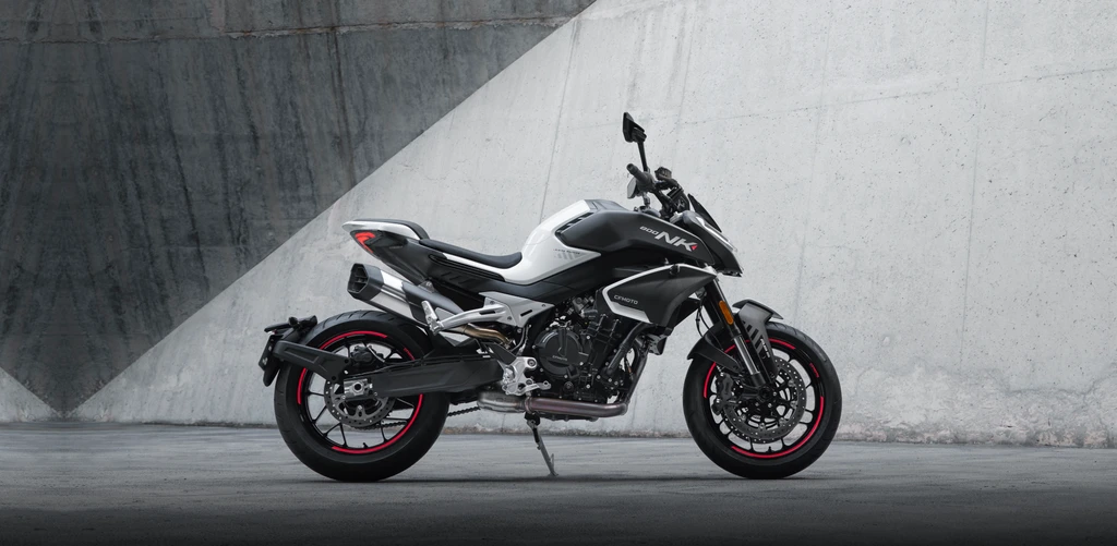 cfmoto-800nk-2025-throttlecraze.com-2_throttlecraze.com