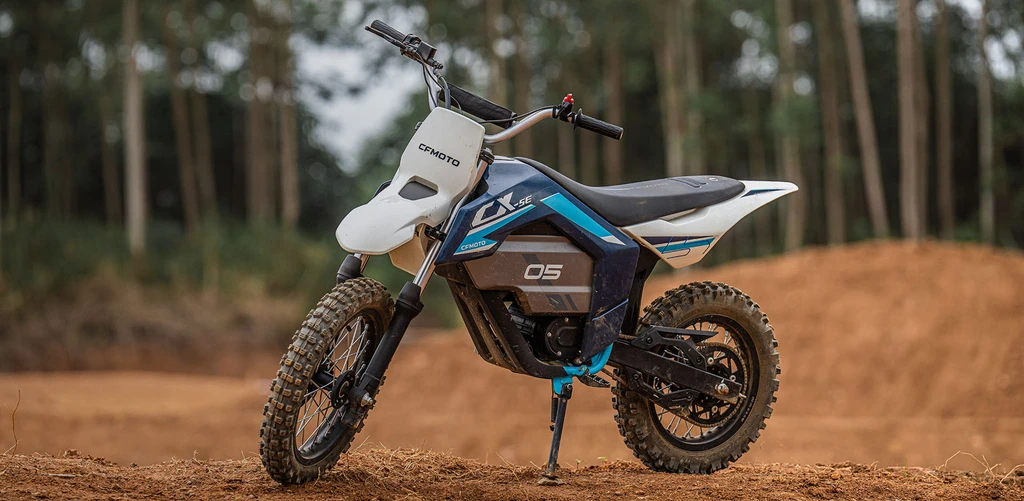 cfmoto-cx5e-2025-throttecraze.com-2_throttlecraze.com
