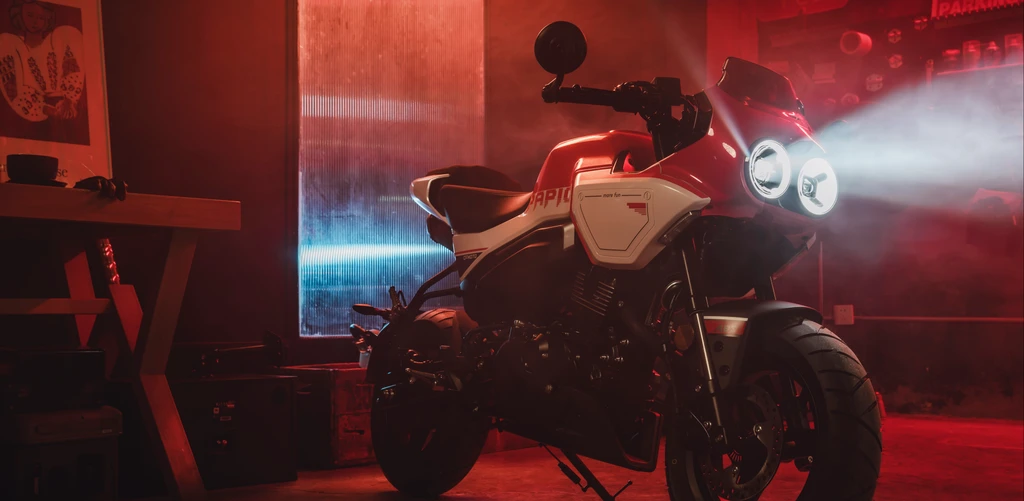 cfmoto-xo-papiyo-racer-2025-throttlecraze.com-4_throttlecraze.com