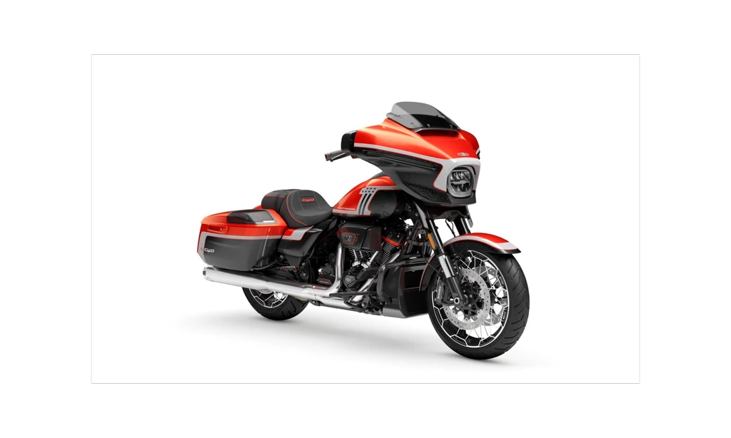 2024-HD-CVO-Street-Glide-throttlecraze.com-1_throttlecraze.com