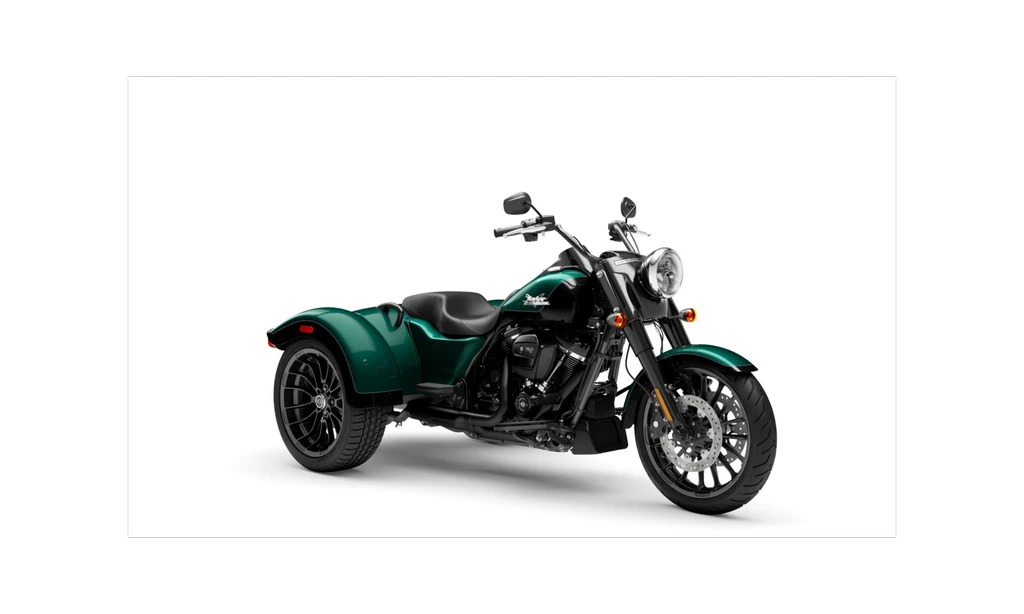 2024-harley-davidson-freewheeler-throttlecraze.com-3_throttlecraze.com