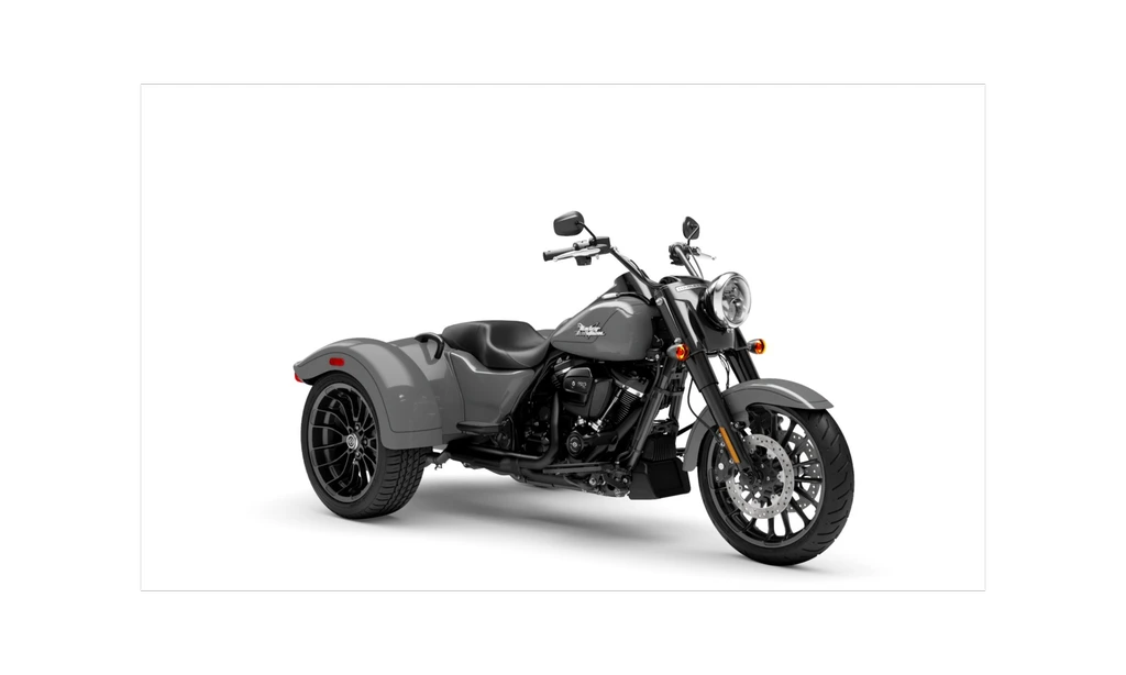 2025-Harley-Davidson-Freewheeler-throttlecraze.com-3_throttlecraze.com