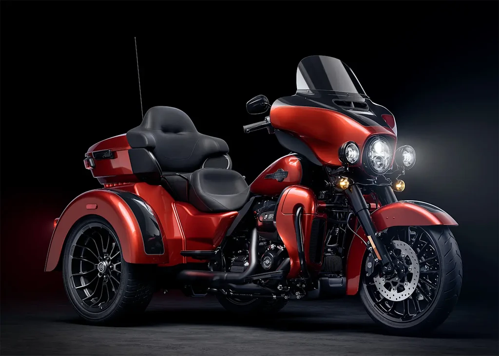 2025-Harley-Davidson-Tri-Glide-Ultra-throttlecraze.com-1_throttlecraze.com