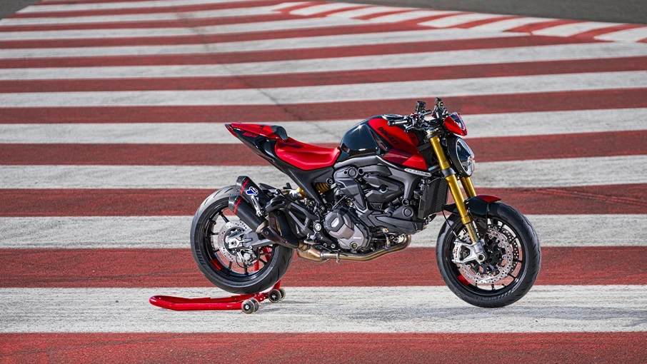 2025-ducati-monster-sp-throttlecraze.com-4_throttlecraze.com