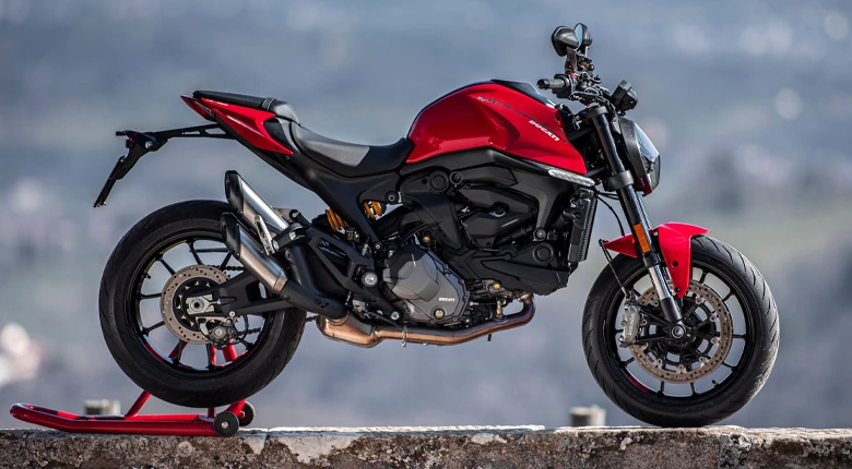 2025-ducati-monster-throttlecraze.com-2_throttlecraze.com