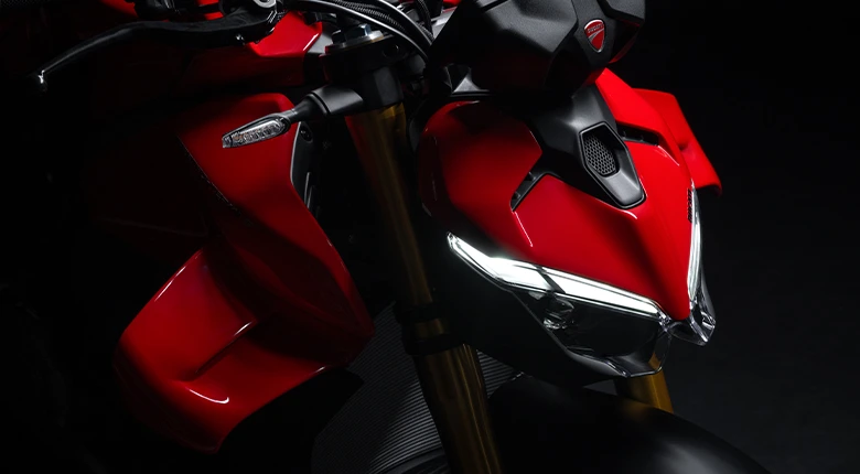 2025-ducati-streetfighter-v4-throttlecraze.com-3_throttlecraze.com