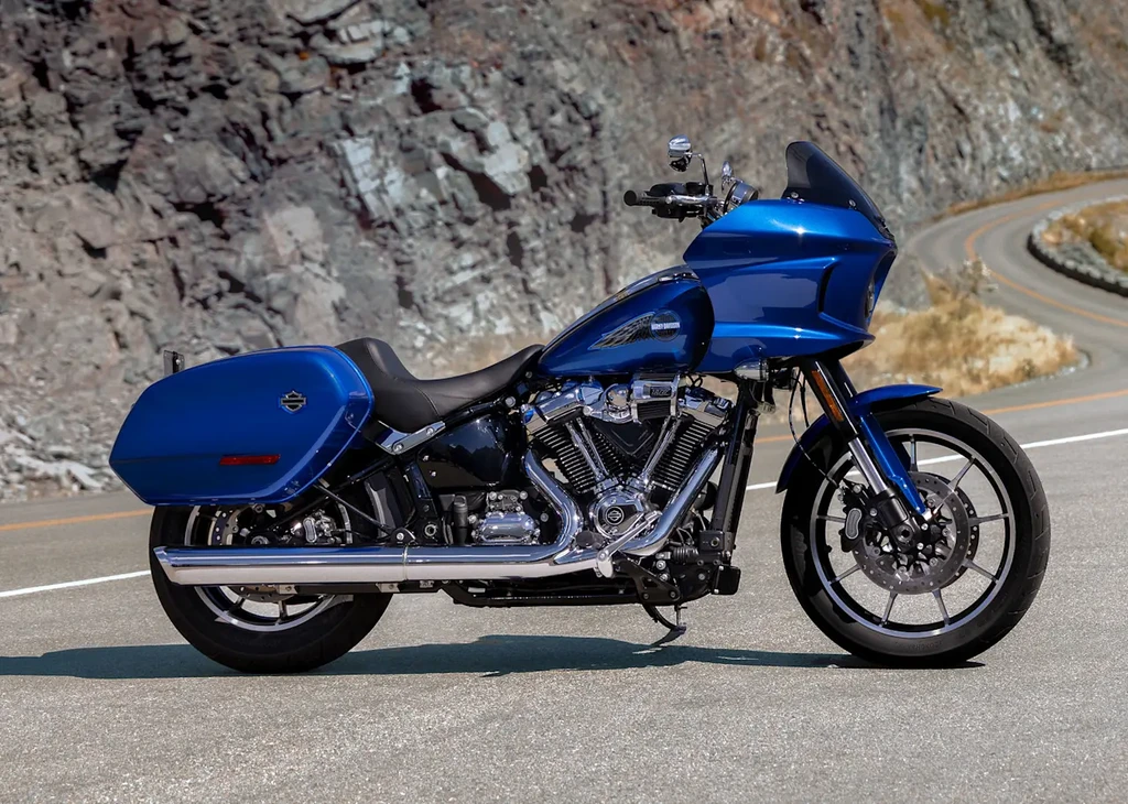 2025-harley-davidson-low-rider-st-throttlecraze.com-3_throttlecraze.com