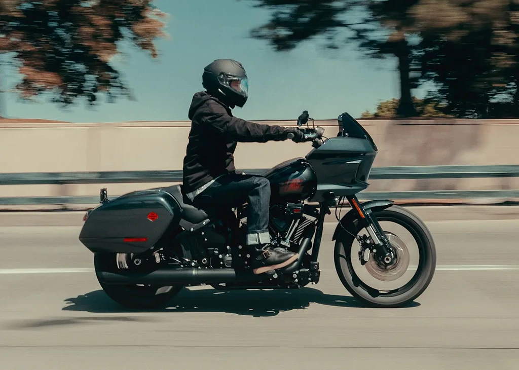 2025-harley-davidson-low-rider-st-throttlecraze.com-4_throttlecraze.com
