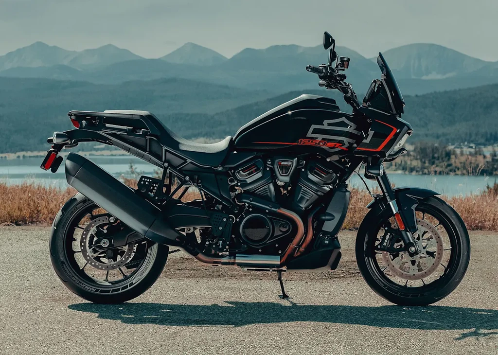 2025-harley-davidson-pan-america-1250-st-1_throttlecraze.com