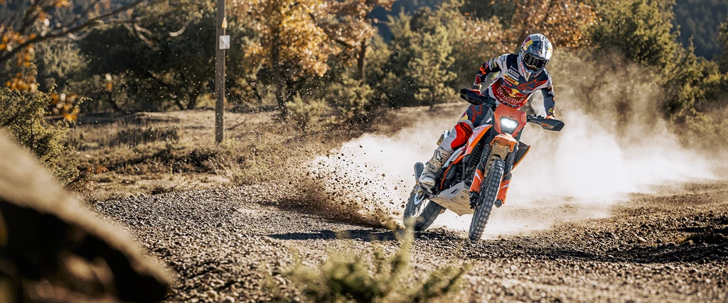 2025-ktm-390-enduro-r-throttlecraze.com-4_throttlecraze.com