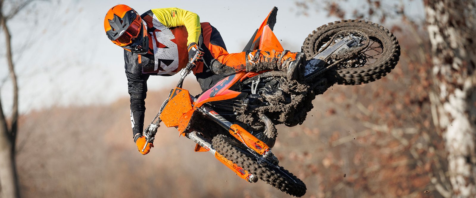 ktm-125-sx-2025-throttlecraze.com-2