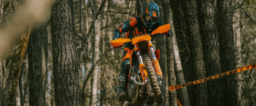 ktm-2025-350-xc-f-throttlecraze.com-3_throttlecraze.com