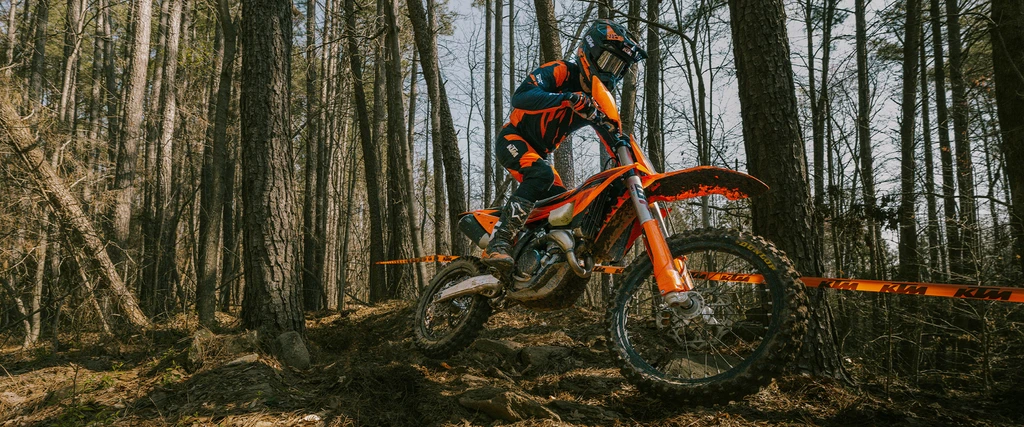 ktm-2025-450-xc-f-throttlecraze.com-1_throttlecraze.com