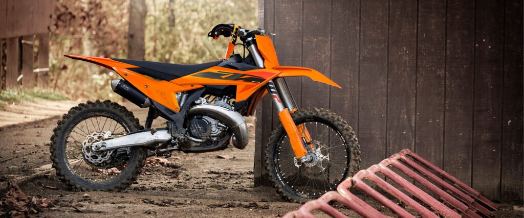 ktm-300-SX-2025-throttlecraze.com-1