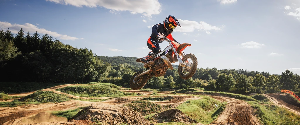 ktm-50-SX-2025-throttlecraze.com-1_throttlecraze.com
