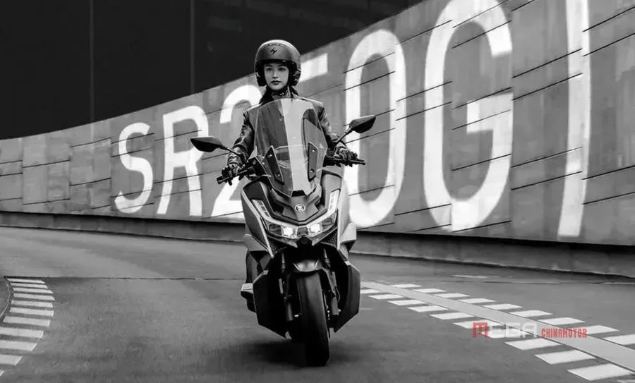 voge-sr250gt-2025-throttlecraze.com-8_throttlecraze.com