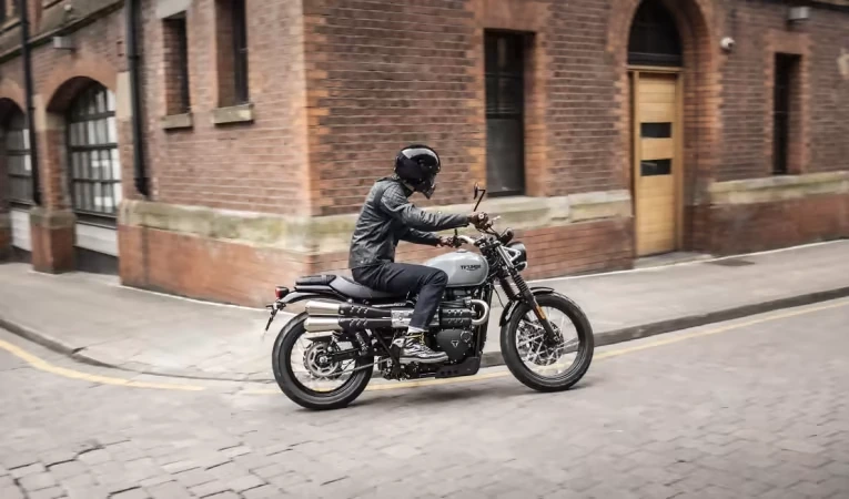 2021-triumph-scrambler-900-throttlecraze.com-6_throttlecraze.com
