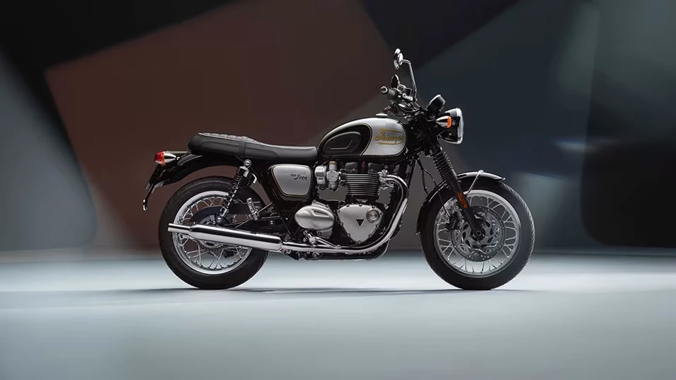 2023-triumph-bonneville-t120-throttlecraze.com-1_throttlecraze.com