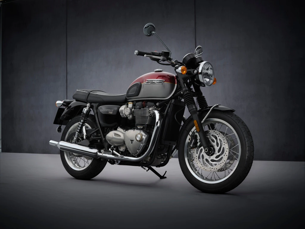 2023-triumph-bonneville-t120-throttlecraze.com-6_throttlecraze.com