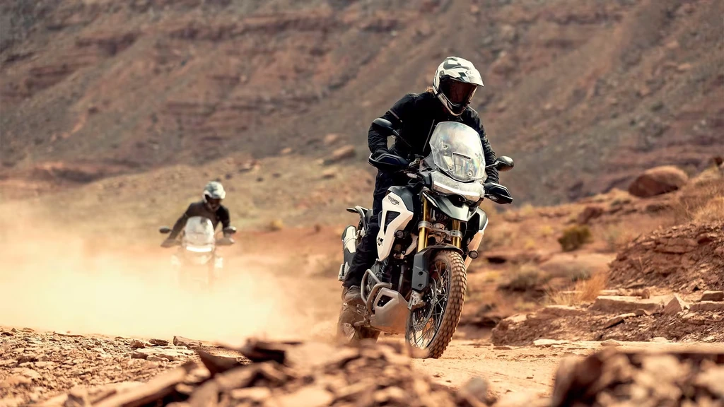 2024-triumph-tiger-1200-rally-explorer-throttlecraze.com-5_throttlecraze.com