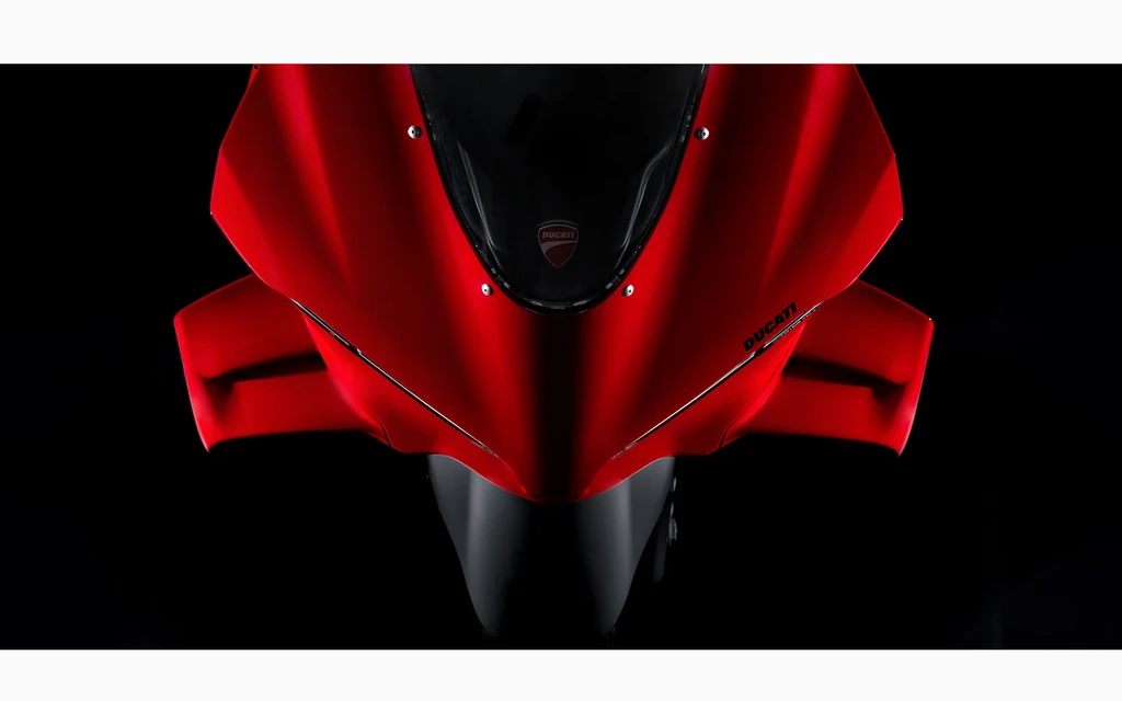 2025-ducati-panigale-v4-throttlecraze.com-4_throttlecraze.com