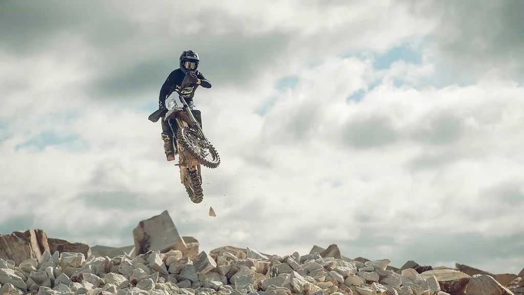 2025-triumph-450-e-throttlecraze.com-3_throttlecraze.com