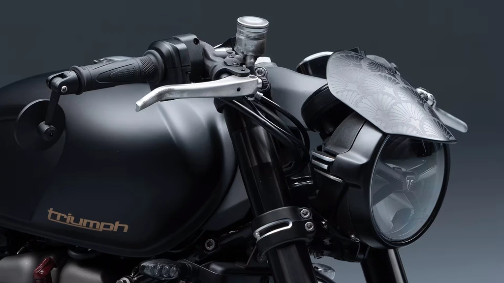 2025-triumph-originals-winner-teydi-deguchi-shibuya-garage-gaijin-4_throttlecraze.com