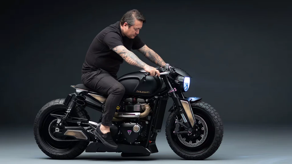2025-triumph-originals-winner-teydi-deguchi-shibuya-garage-gaijin-6_throttlecraze.com