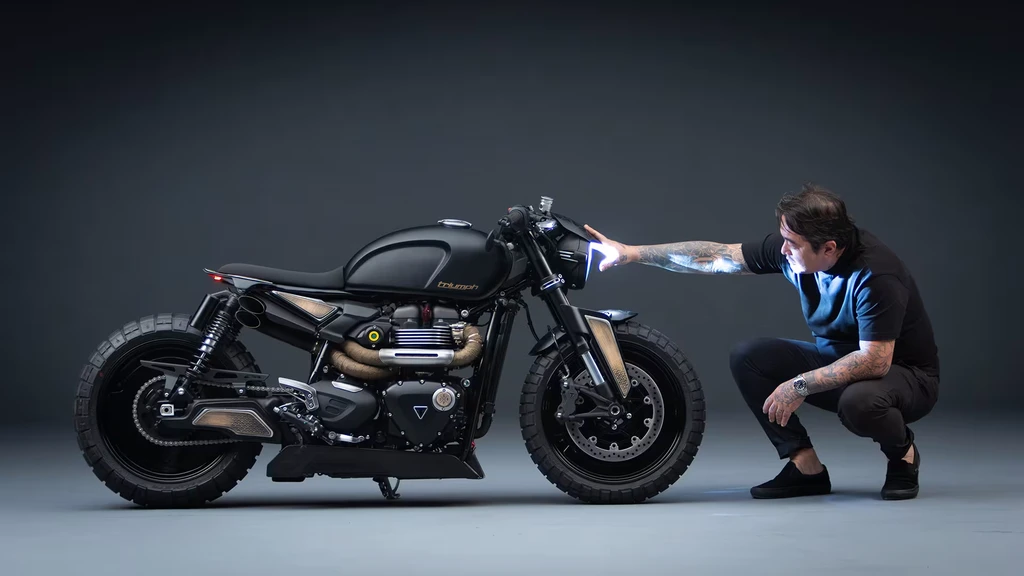 2025-triumph-originals-winner-teydi-deguchi-shibuya-garage-gaijin_throttlecraze.com