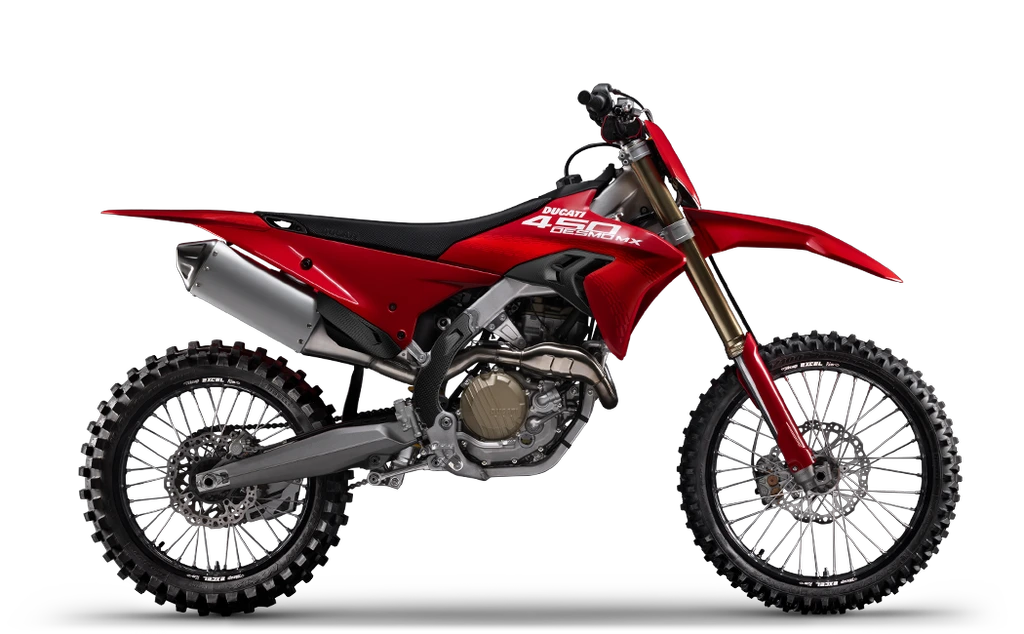 2026-ducati-desmo-450-mx-throttlecraze.com-1_throttlecraze.com