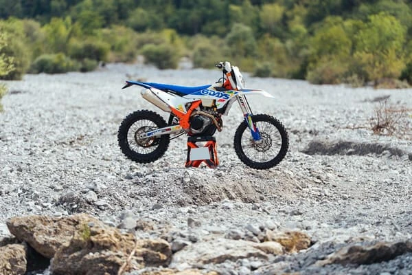 2026-ktm-six-days-3_throttlecraze.com
