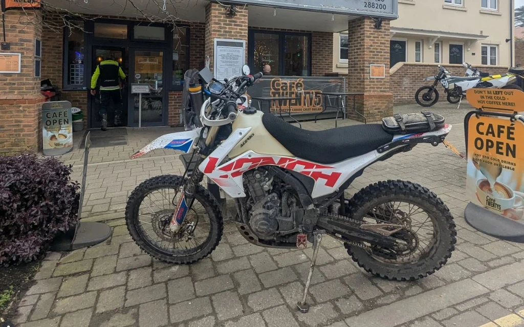 500-twin-engine-in-a-crf250l-chassis-unicorn-adv-bike-andy-scutt-throttlecraze.com-1_throttlecraze.com