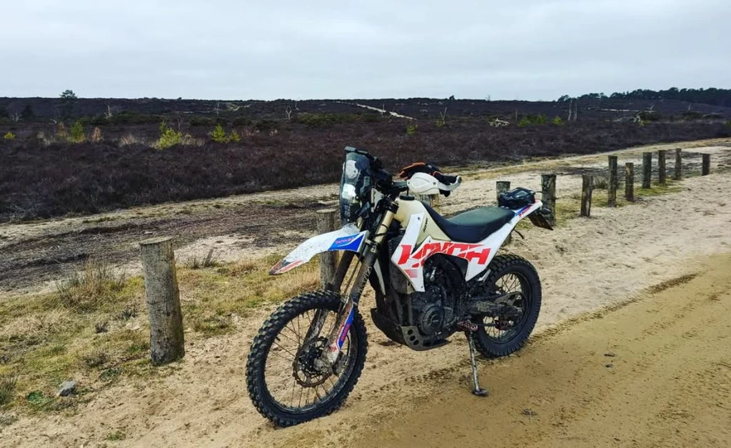 The Ultimate DIY Unicorn Adventure Bike – 500cc Twin weighing under 355 pounds