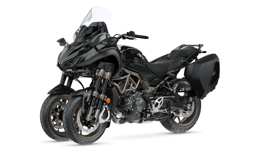 2023-yamaha-niken-gt-throttlecraze.com-4_throttlecraze.com