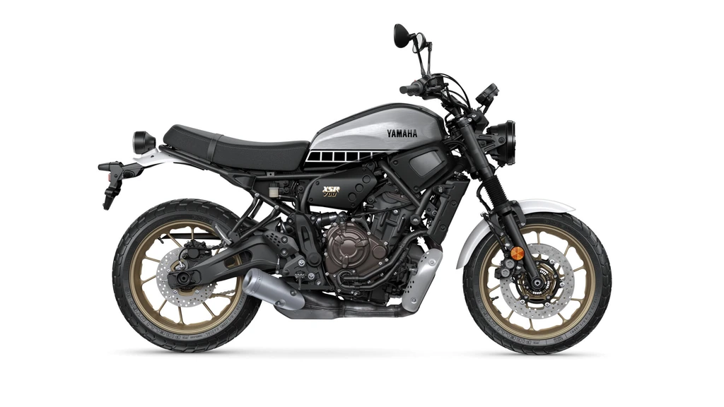2023-yamaha-xsr700-legacy-throttlecraz.com-3_throttlecraze.com
