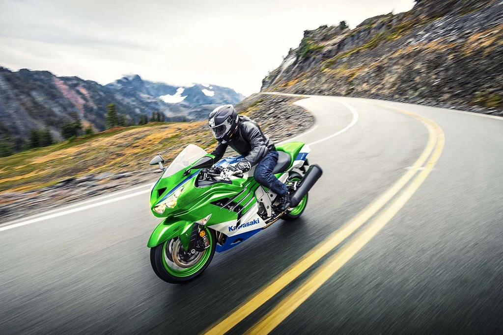 2024-kawasaki-Ninja-zx-14r-40th-anniversary-edition-abs-1_throttlecraze.com