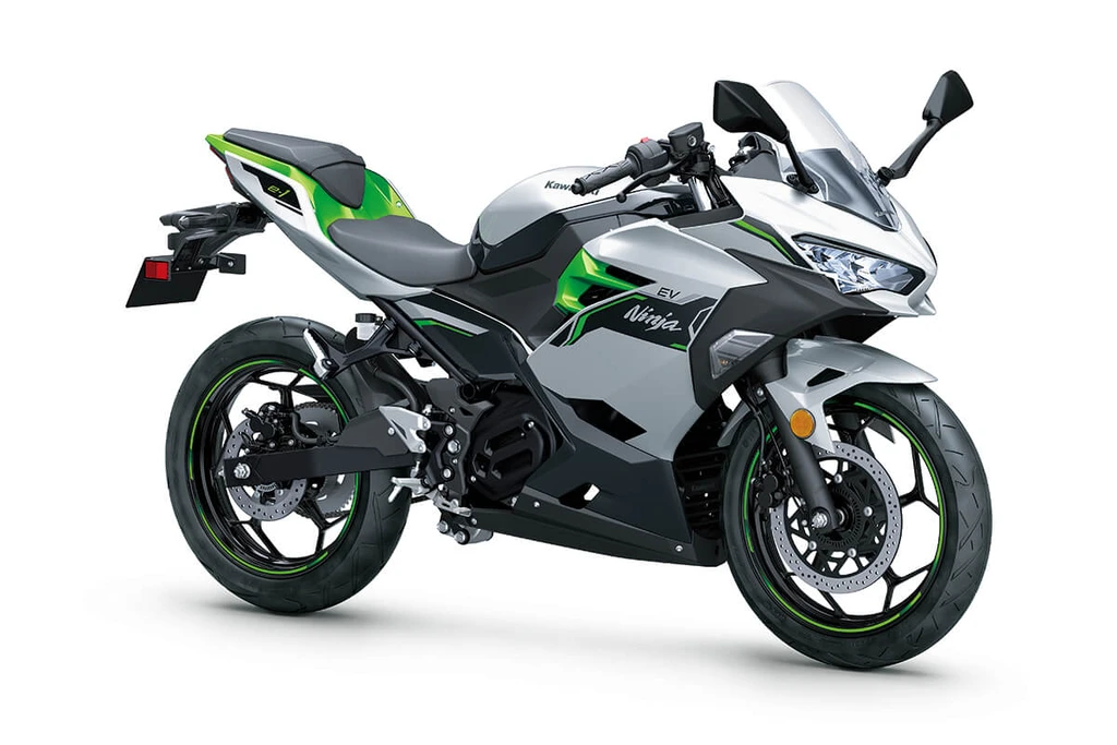 2024-kawasaki-ninja-e1-abs-throttlecraze.com-1_throttlecraze.com