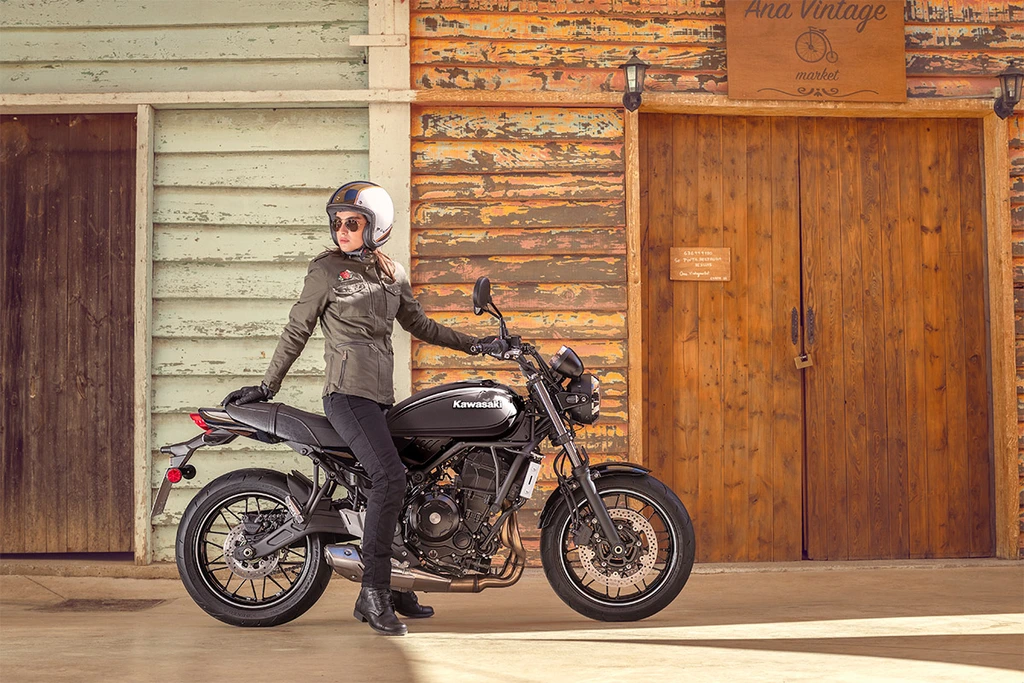 2024-kawasaki-z650-rs-throttlecraze.com-3_throttlecraze.com