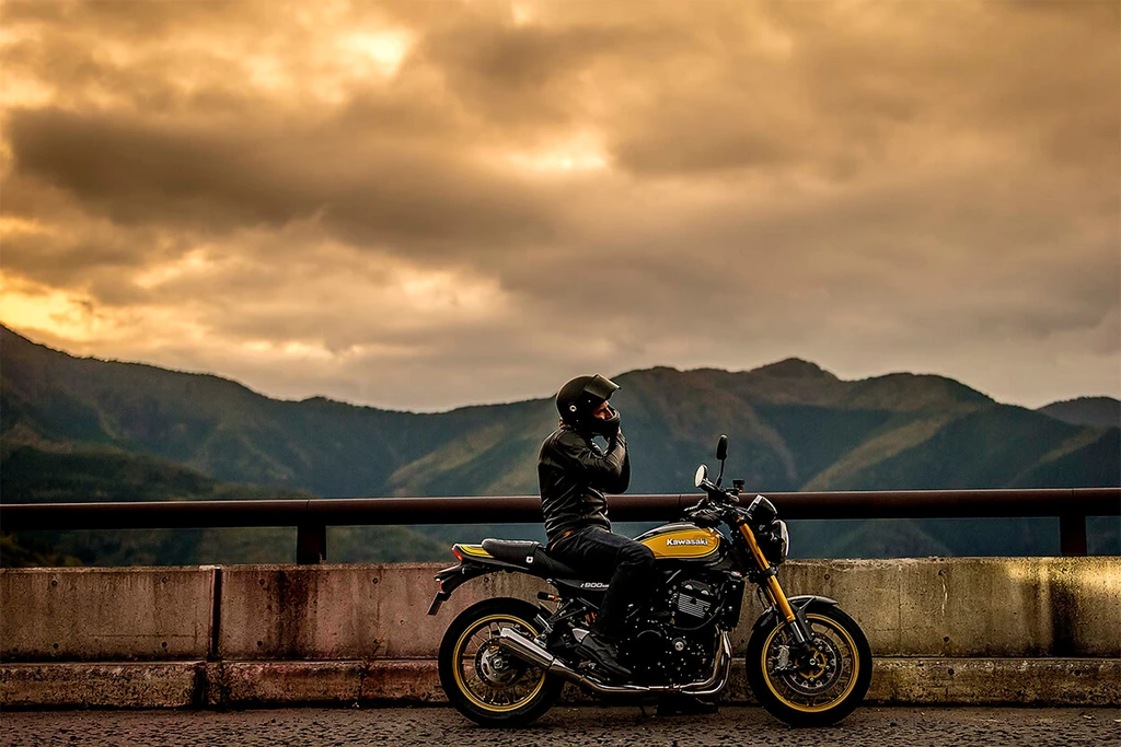 2024-kawasaki-z900rs-se-abs-throttlecraze.com-3_throttlecraze.com