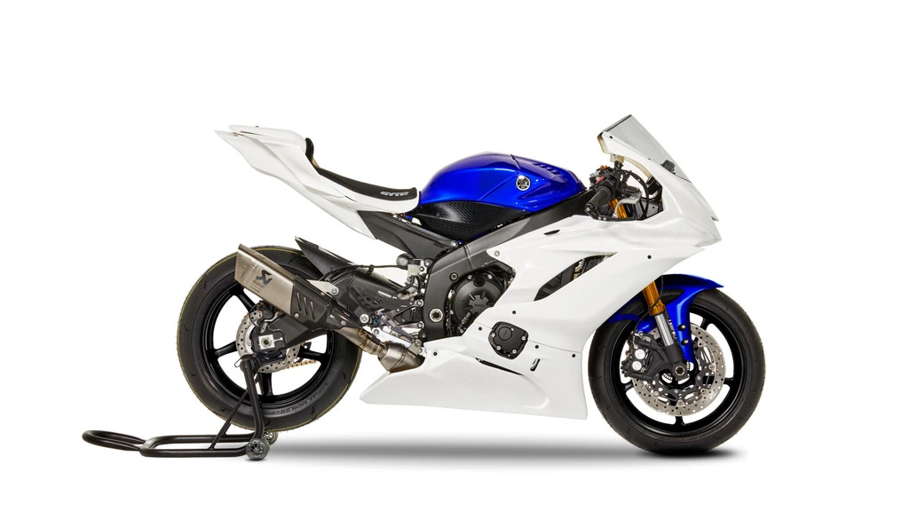 2024-yamaha-r6-gytr-throttlecraze.com-3_throttlecraze.com