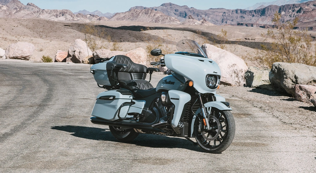 2025-indian-Roadmaster-powerplu-darkhorse-limited-108-throttlecraze.com-2_throttlecraze.com