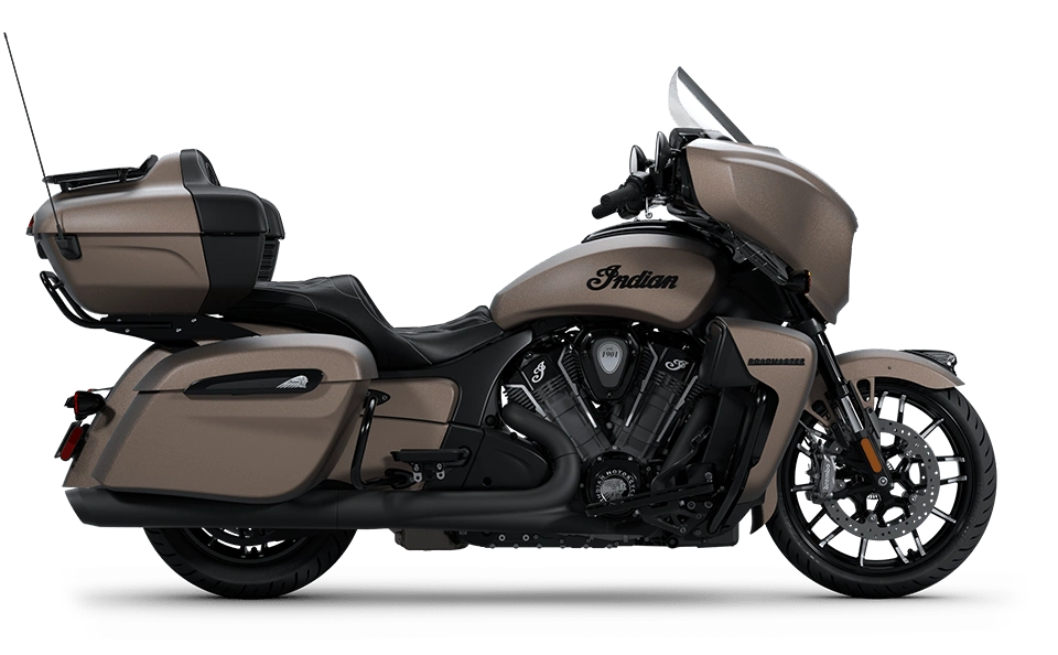 2025-indian-Roadmaster-powerplu-darkhorse-limited-108-throttlecraze.com-5_throttlecraze.com