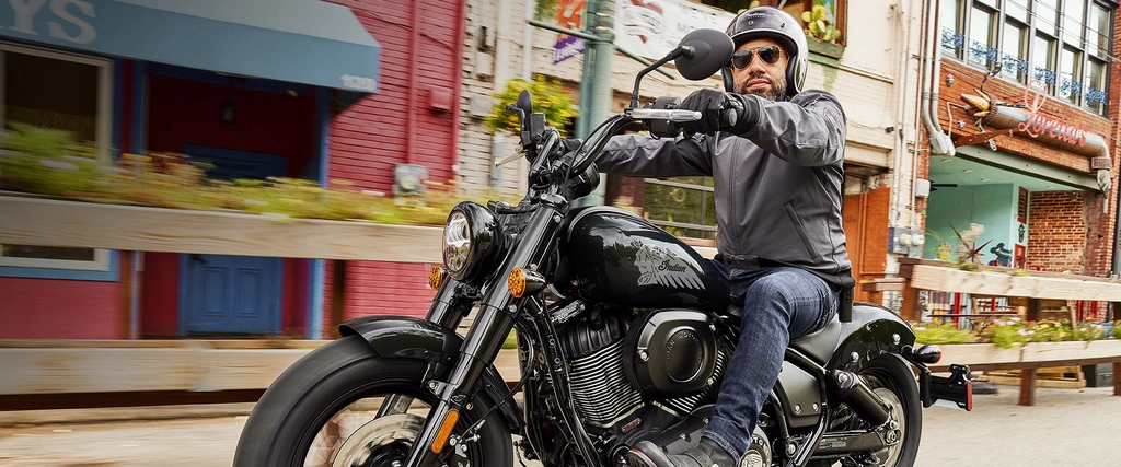 2025-indian-chief-bobber-throttlecraze.com-2_throttlecraze.com