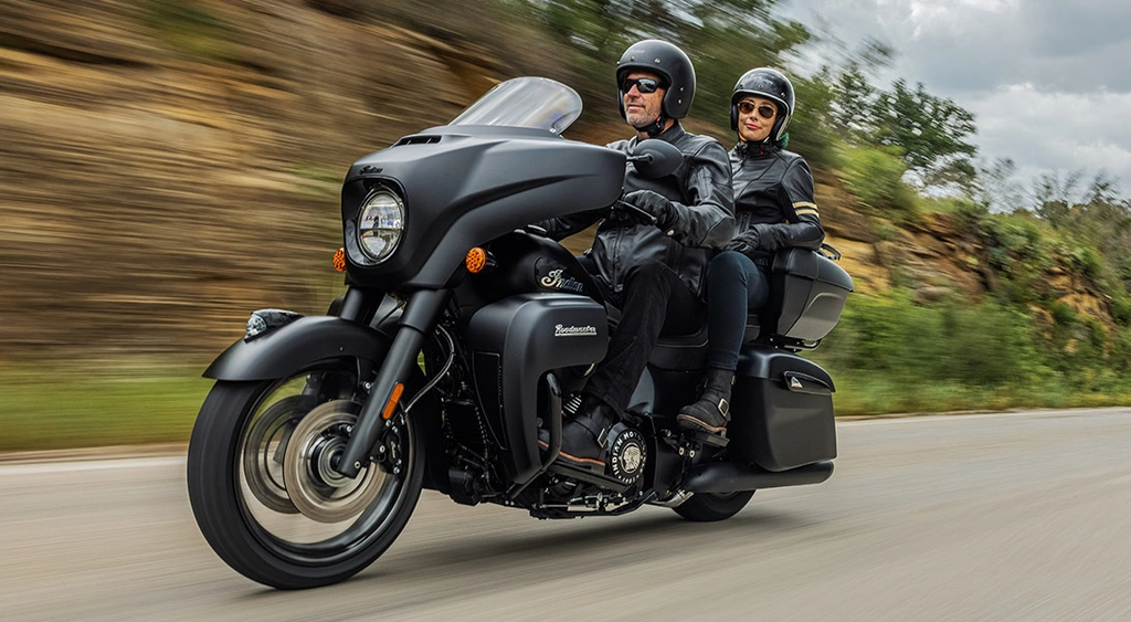 2025-indian-roadmaster-darkhorse-limited-throttlecraze.com-1_throttlecraze.com